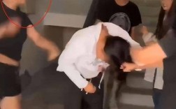 苍山西镇中学女生为何打架？