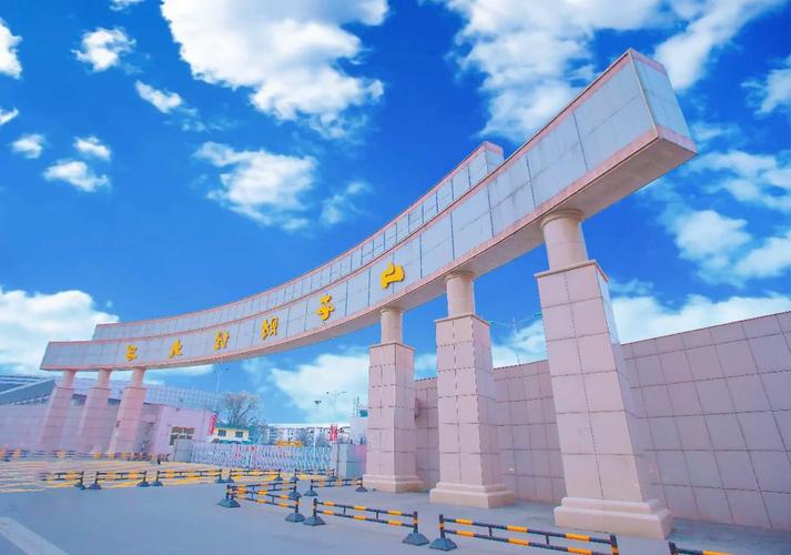 山西财经大学东山校区有何特色？-图3