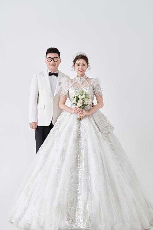 山西罗亚摄影有限公司有何特色？-图1