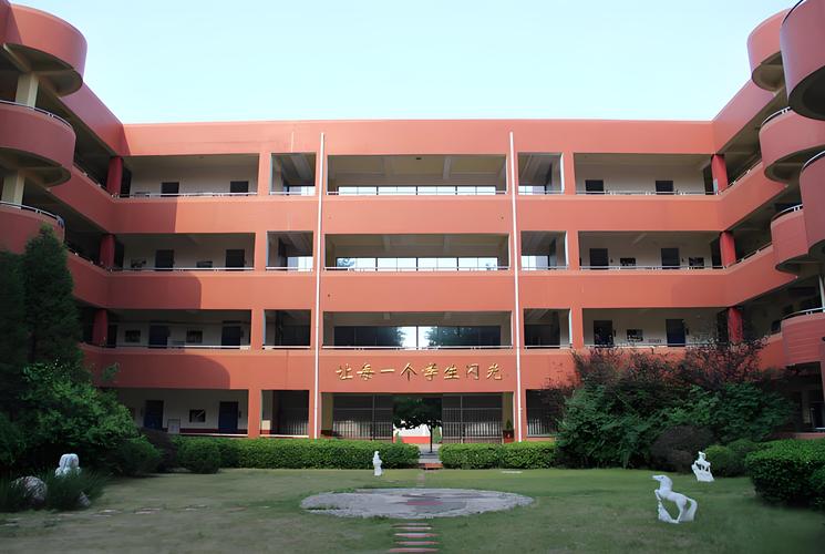 山西太原现代双语学校有何特色？-图2