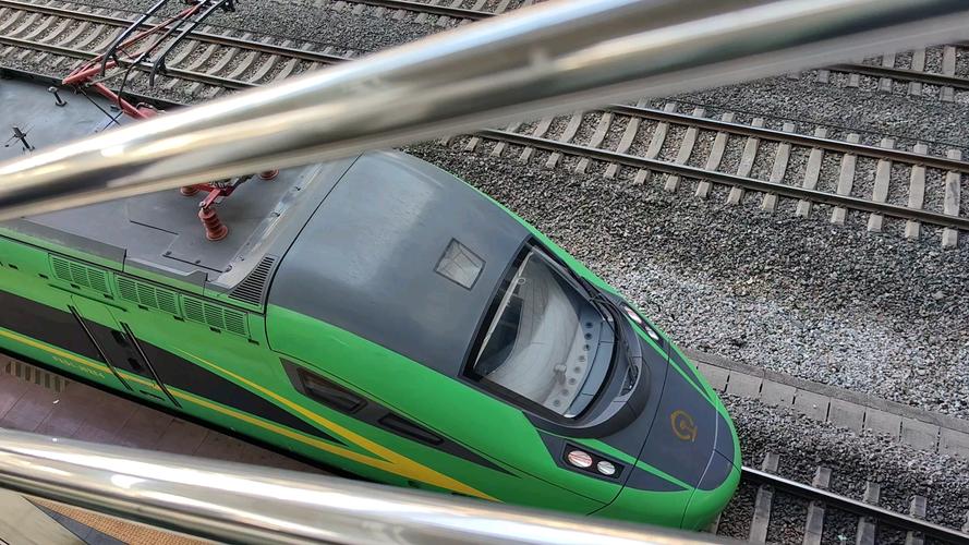 山西吕梁到北京火车时刻表有哪些？-图2