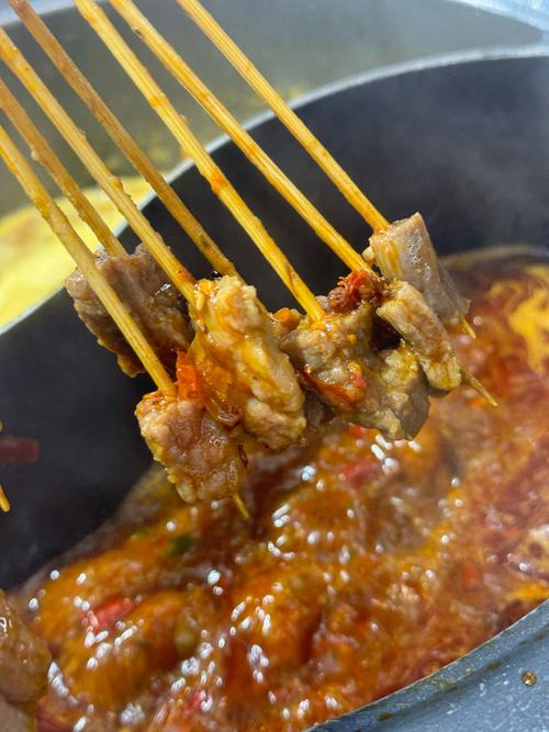 开串串火锅店要投多少钱?-图3 开串串火锅店要投多少钱?-图3