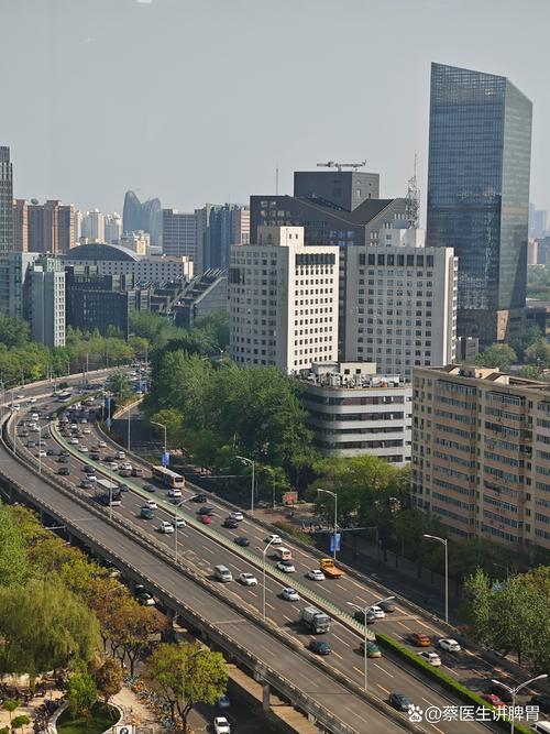 崇山西路有何故事或特色？-图2