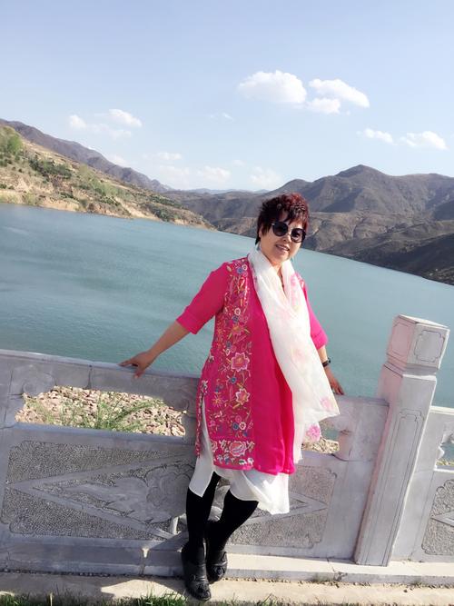 山西4月穿什么衣服？气温咋样？-图1