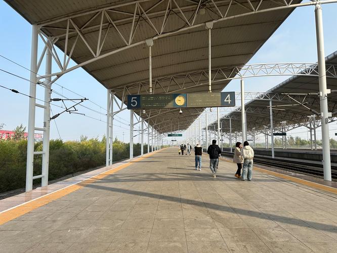 鞍山火车站到西站怎么走?-图1 鞍山火车站到西站怎么走?-图1