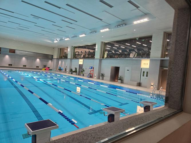 平顶山西体育场游泳馆开放时间是什么？-图1