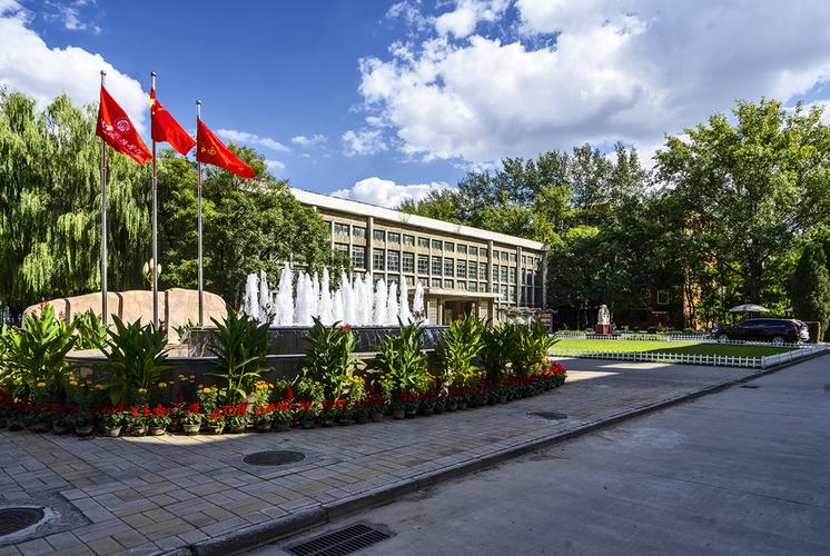 山西大学商务学院图片有什么特色？-图3