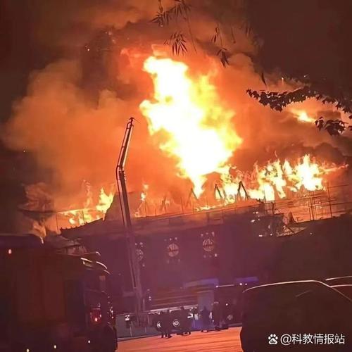 山西襄垣医院着火，伤亡情况如何？-图2