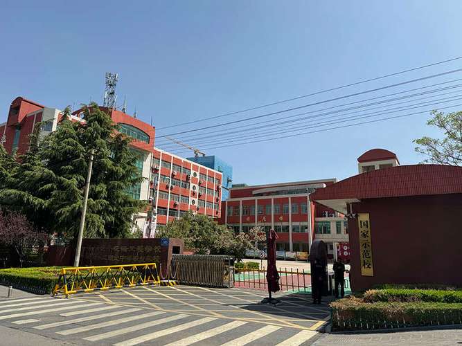 山西电子高级技工学校有何特色？-图2