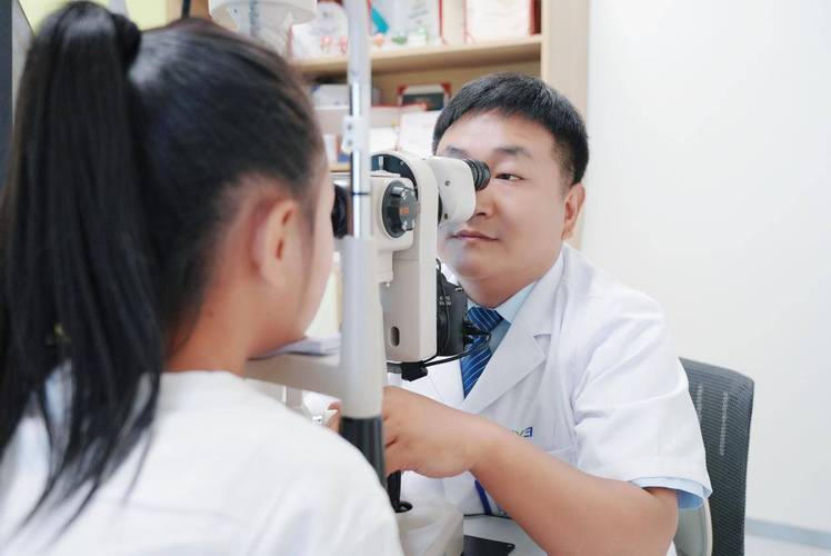 山西省眼科医院配眼镜怎么选？-图1