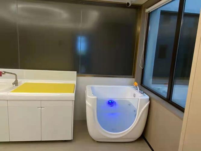 开婴儿洗浴店要投多少合适？-图2